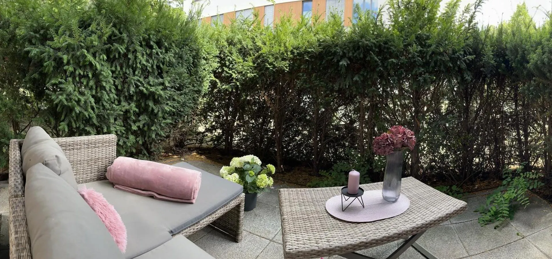 Apartman Aner 1 Stilvolle Ferienwohnung In Dresden-Loschwitz