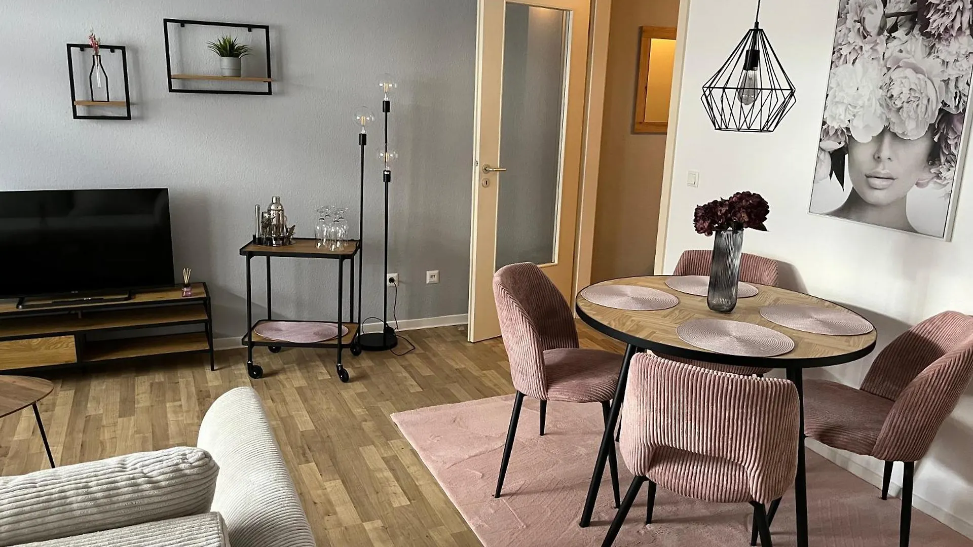 Apartment Aner 1 Stilvolle Ferienwohnung In Dresden-Loschwitz Germany